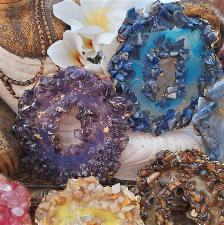 7-Pack Handmade Chakra Crystal Resin Geodes (GEO14)