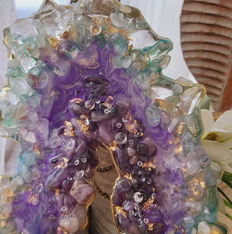 Amethyst & Clear Quartz Gemstone & Resin Geode Decor (GEO2)