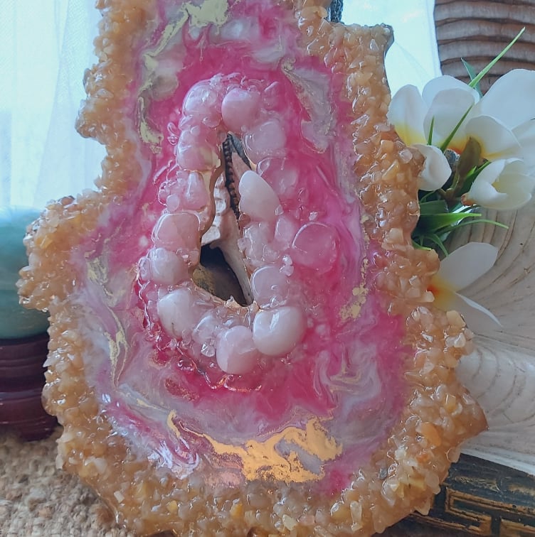 Golden Healer & Rose Quartz Crystal Resin Geode Decor (GEO7)