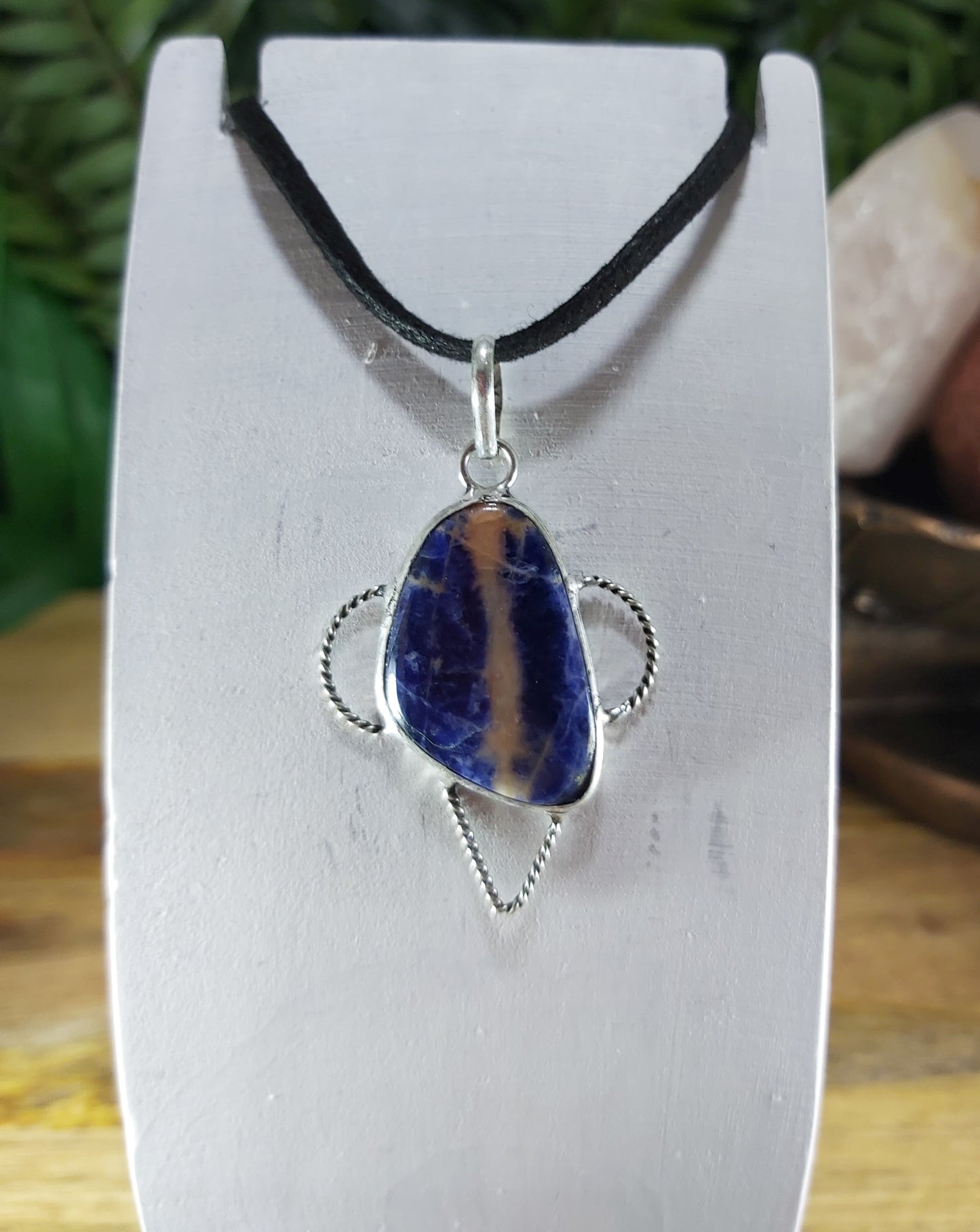 Sodalite Creativity Pendant (JPSO8)