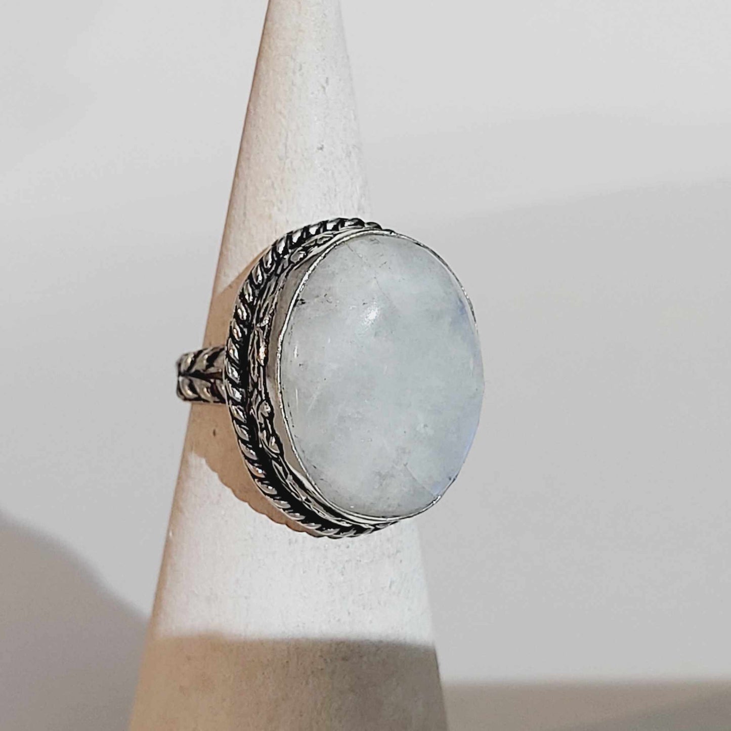 Free Spirit Rainbow Moonstone Ring Size US 7 (E1669)