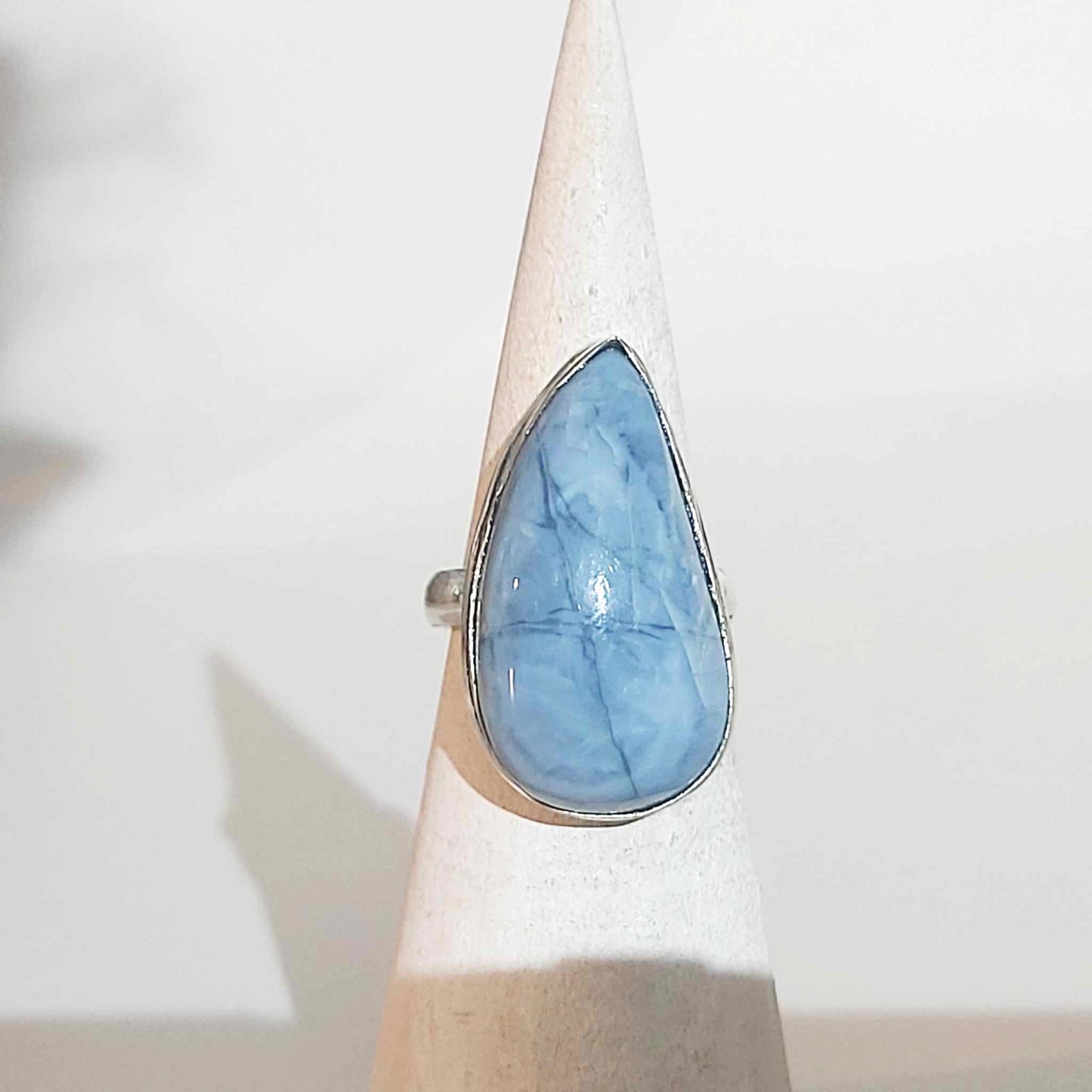 Owyhee Blue Opal Angelic Gemstone Ring US 8 or UK P (E1750)