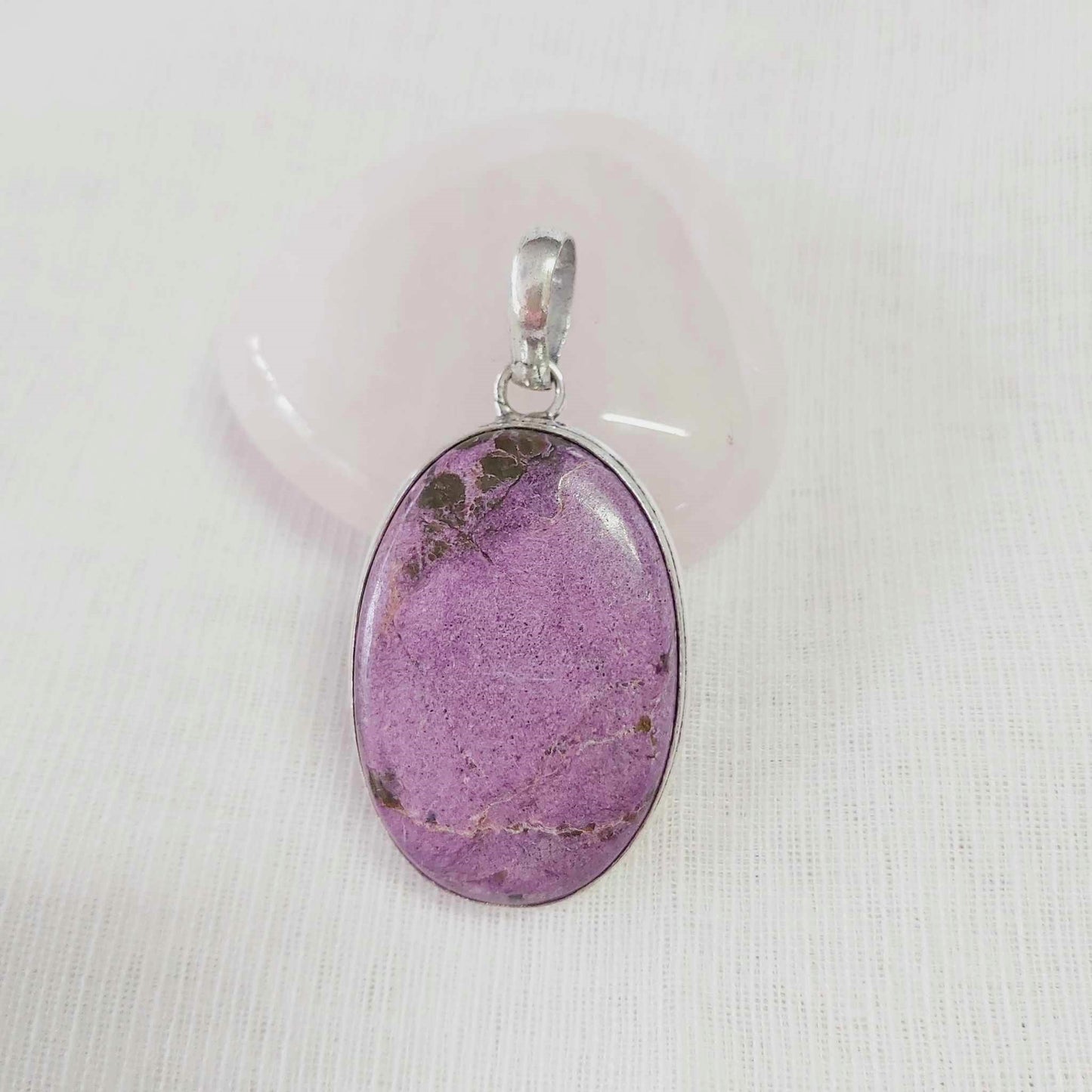 Purpurite Gemstone Crystal Stone of Freedom Pendant (E1778)