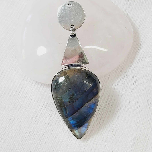 Labradorite Gemstone Crystal Psychic Protection Pendant (E771)