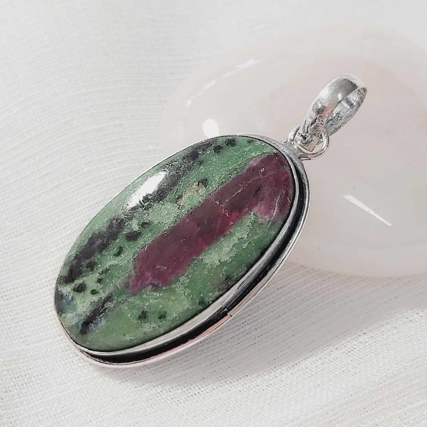 Ruby Zoisite Healing Gemstone Crystal Pendant (E812)