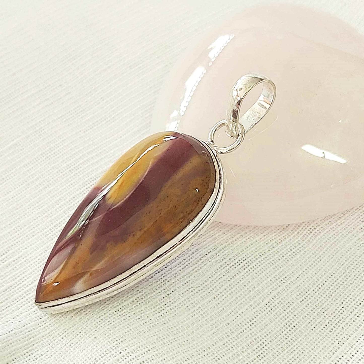 Mookaite Australian Gemstone Crystal Pendant (E863)