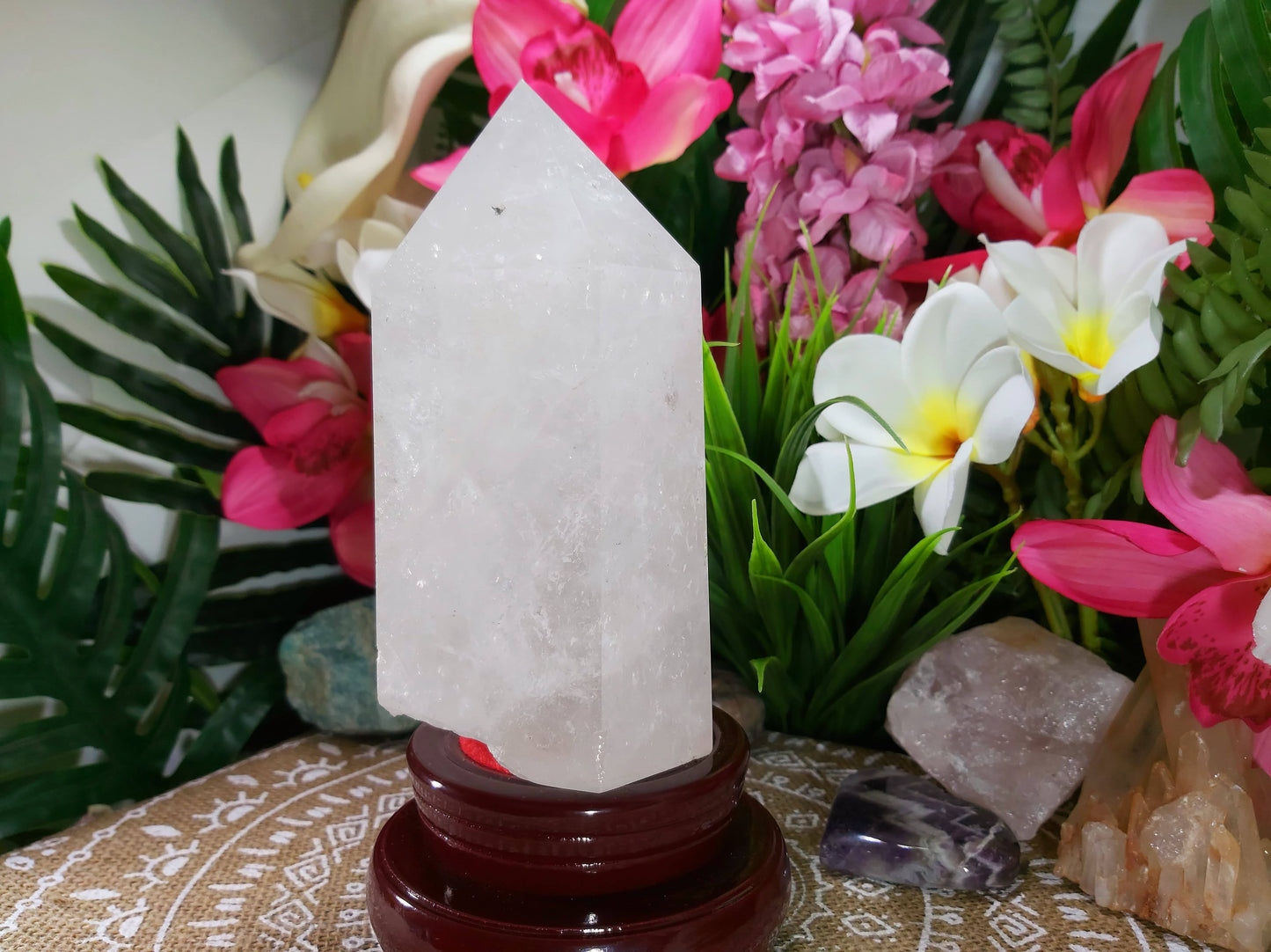 Clear Quartz Crystal 1006 gms (GEM17)