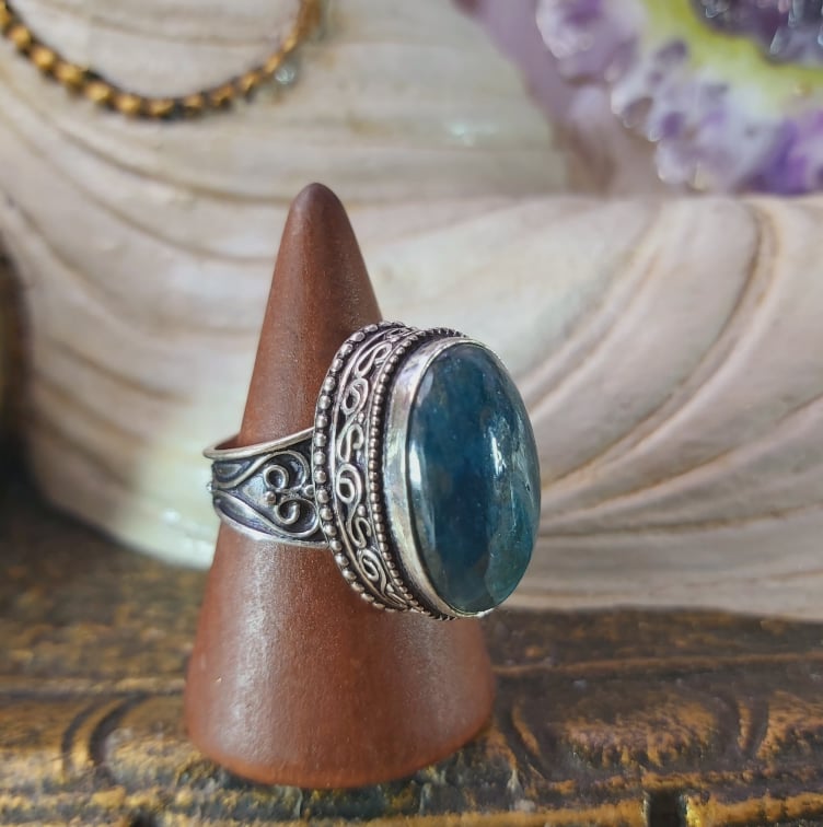 Apatite Third Eye Gemstone Ring US 9 (E1539)