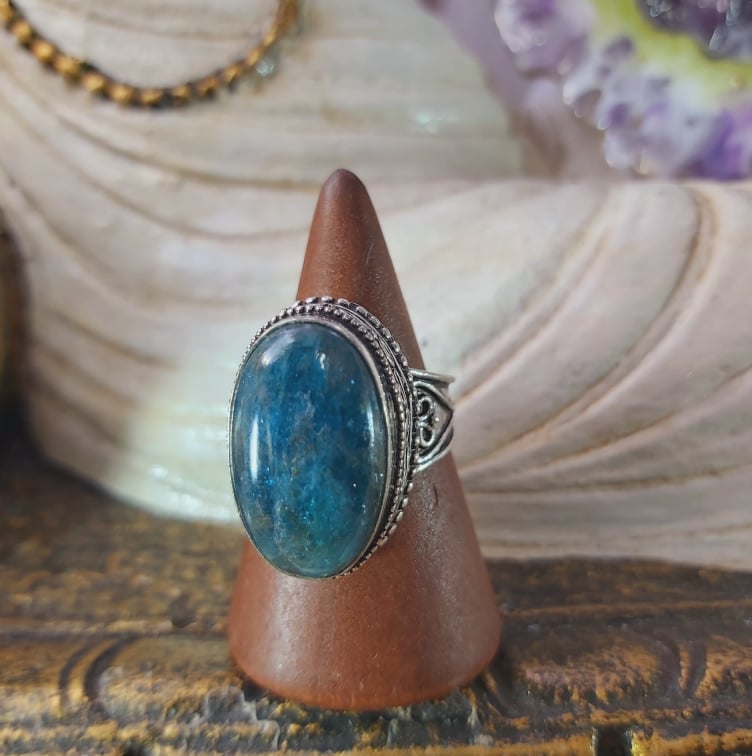 Apatite Third Eye Gemstone Ring US 9 (E1539)