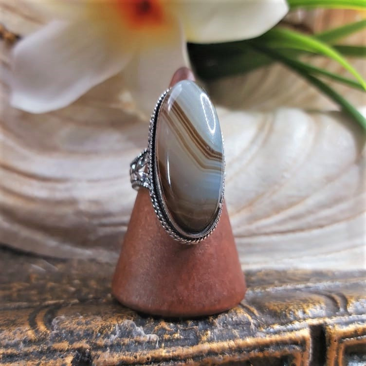 Agate Physical Wellbeing Gemstone Ring US 9 (E1699)