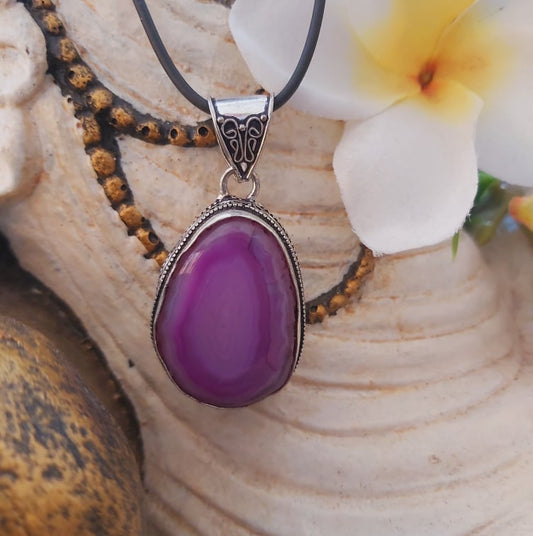 Agate Grounding & Protection Gemstone Pendant (E1905)