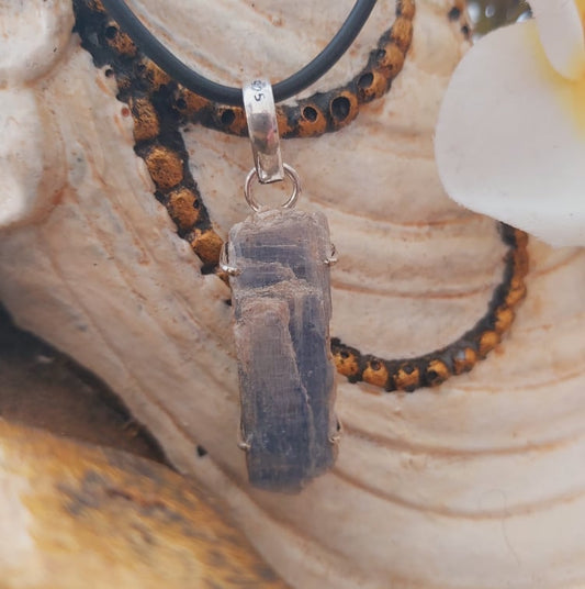 Kyanite Third Eye Chakra Gemstone Pendant (E1964)