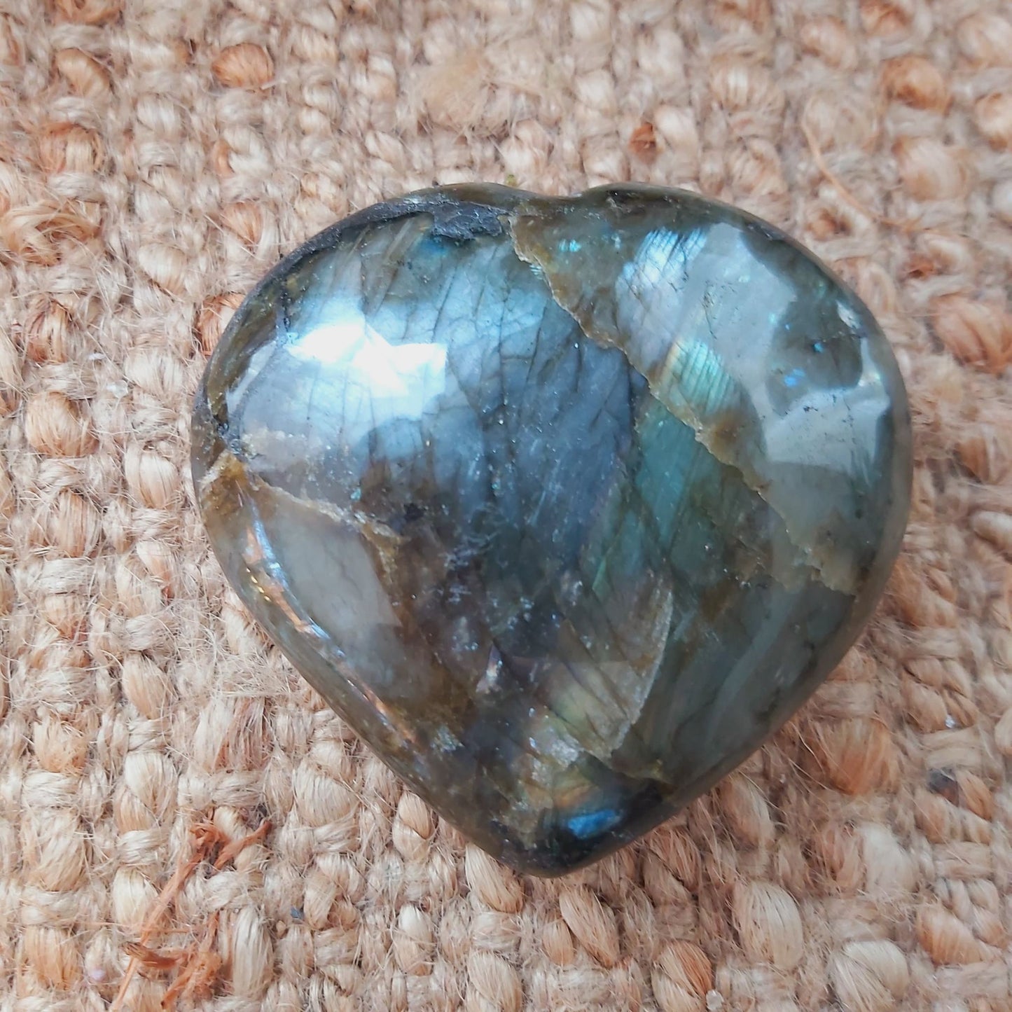 Labradorite Heart Psychic Crystal 233 gms (GEM143)