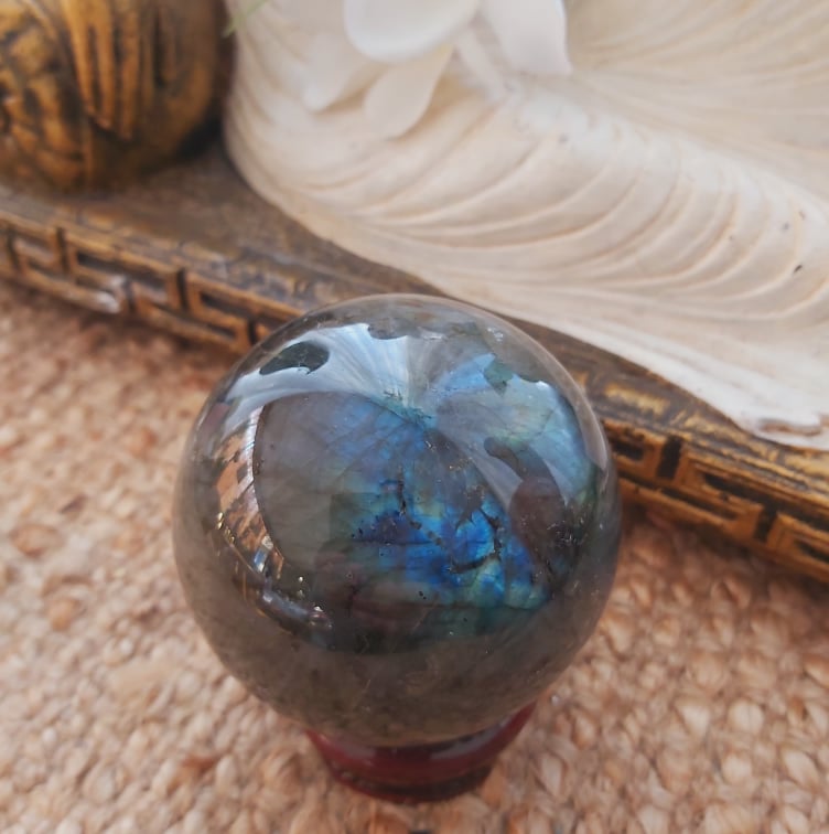 Labradorite Psychic Sphere Crystal 616 gms (GEM281)