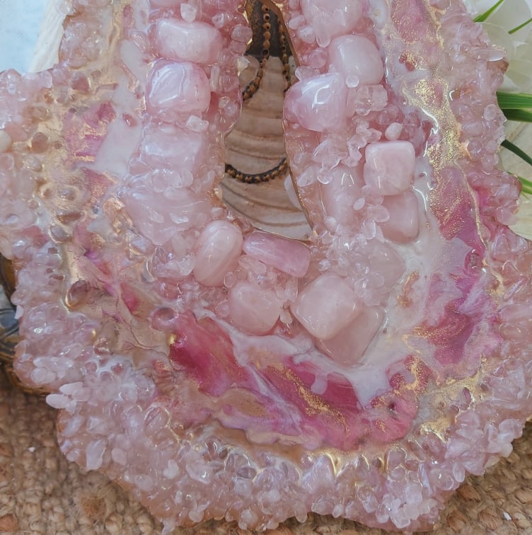 Rose Quartz Crystal Gemstone & Resin Geode (GEO6)